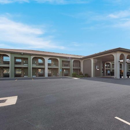 Best Western Executive Inn Ґров-Сіті Екстер'єр фото