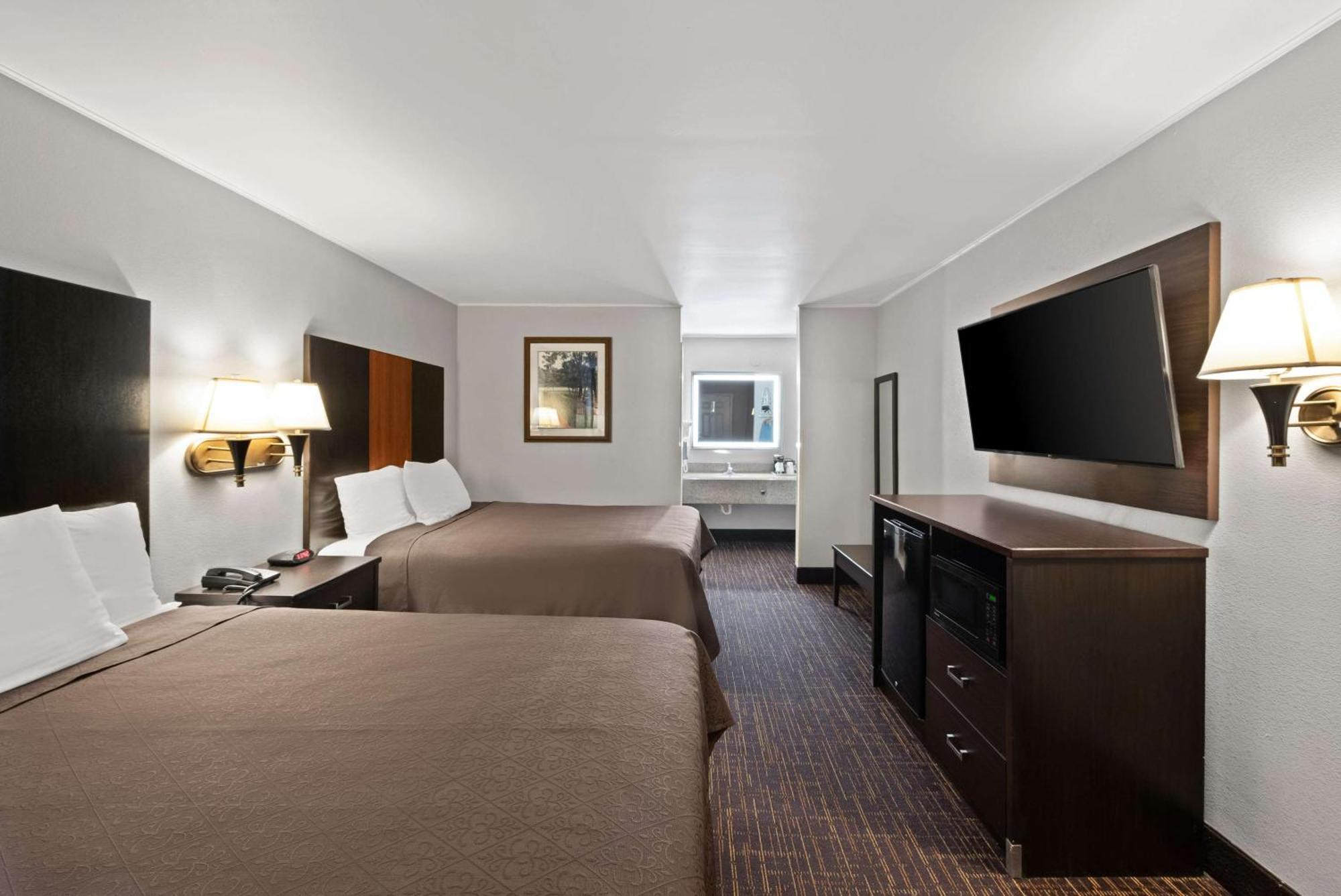 Best Western Executive Inn Ґров-Сіті Екстер'єр фото