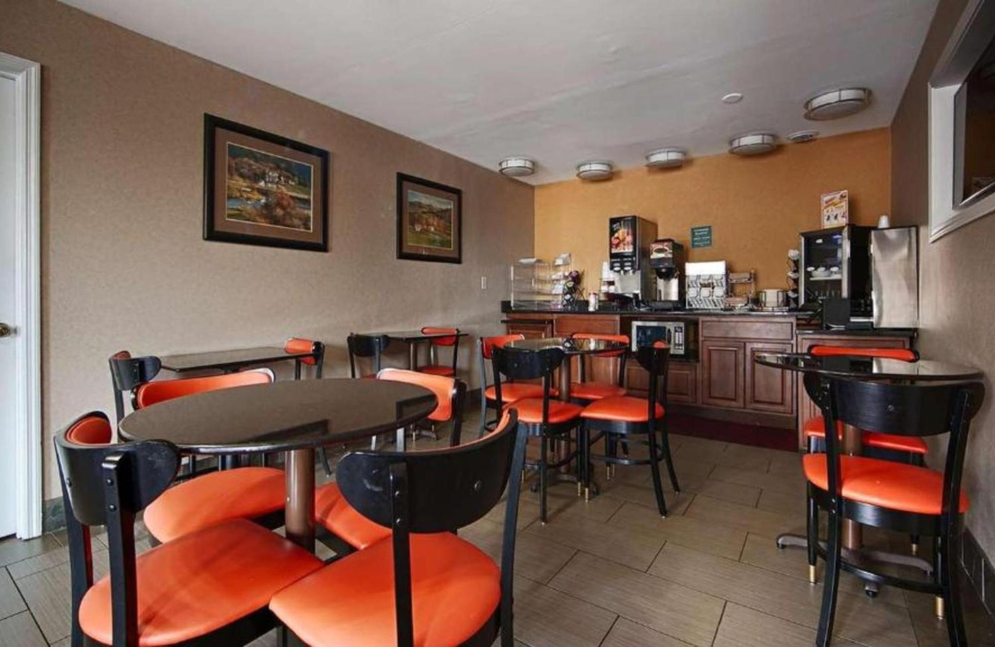 Best Western Executive Inn Ґров-Сіті Екстер'єр фото